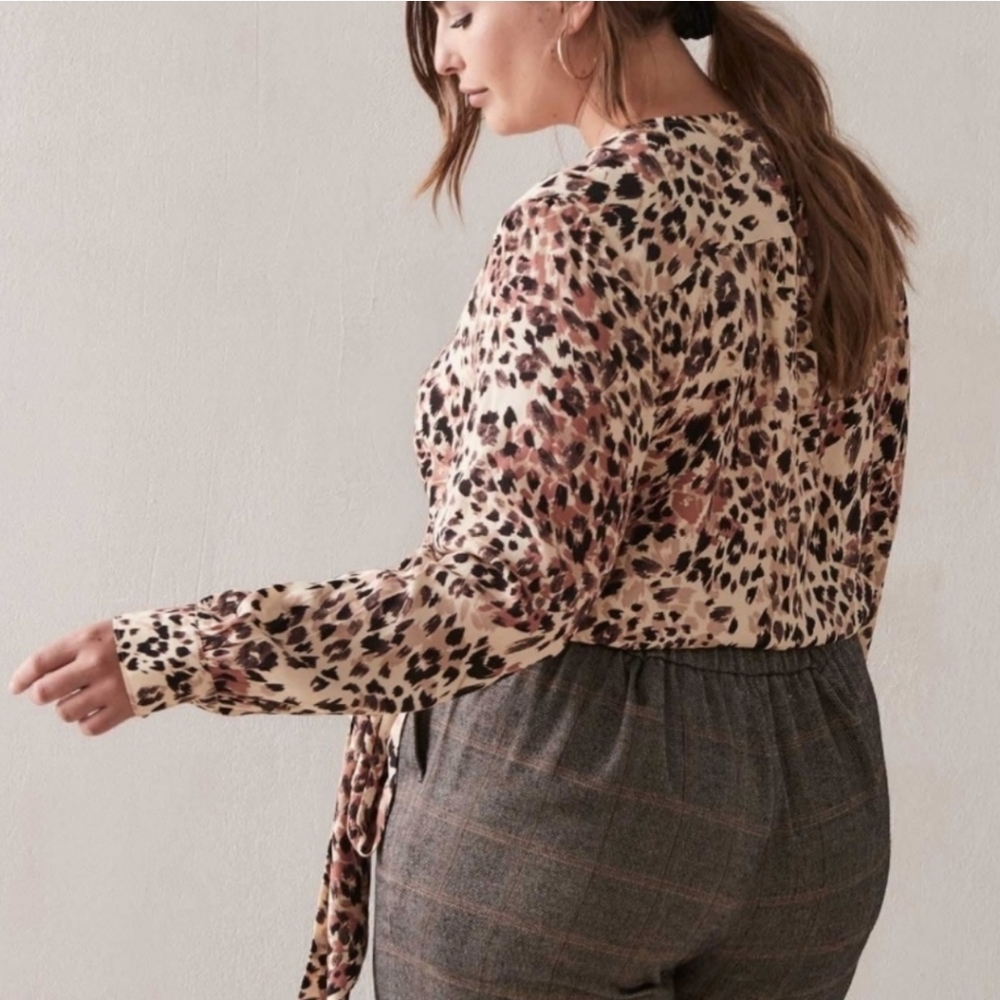 Nwt Gorgeous Reitmans Animal Print 🐾 Sexy Trendy wrap style blouse Size 2XL - Picture 2 of 12